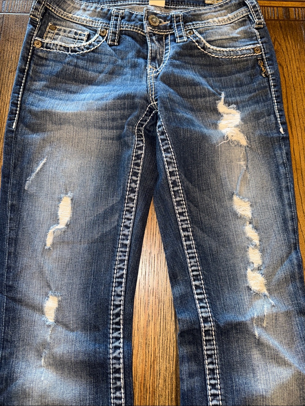 Silver Jeans Berkley Women’s Bootcut Jeans with Embroidered Pockets - Picture 7 of 15